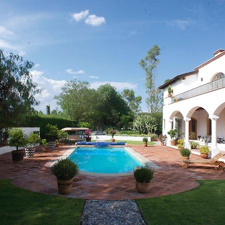 La Casona De Los Colibries El Pueblito  Exterior photo