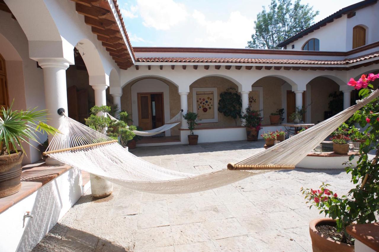 La Casona De Los Colibries El Pueblito  Exterior photo